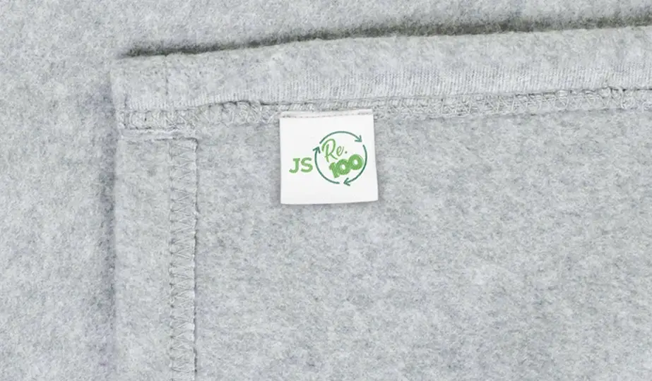 ผ้าห่มมิลานจ์ (Melange Blanket) เป็นมิตรกับสิ่งแวดล้อม